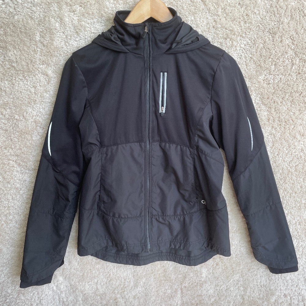 GapFit Women's Hooded Windbreaker Jacket Size XS Solid Black w/ Thumbhole